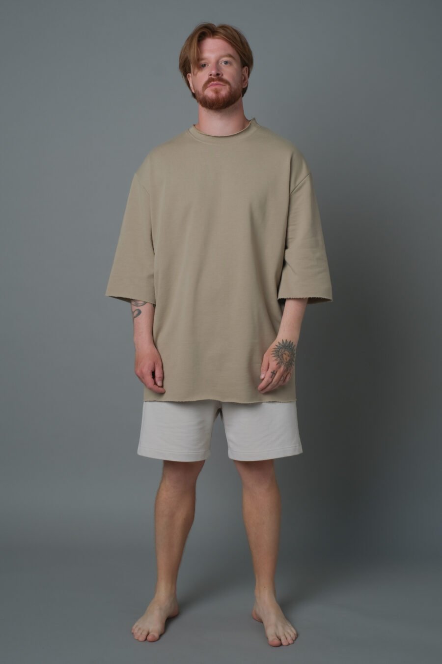 MATSU. 0003 RAW EDGE T – SHIRT – FRENCH TERRY KNIT – DUSTY BEIGE. FRONT VIEW